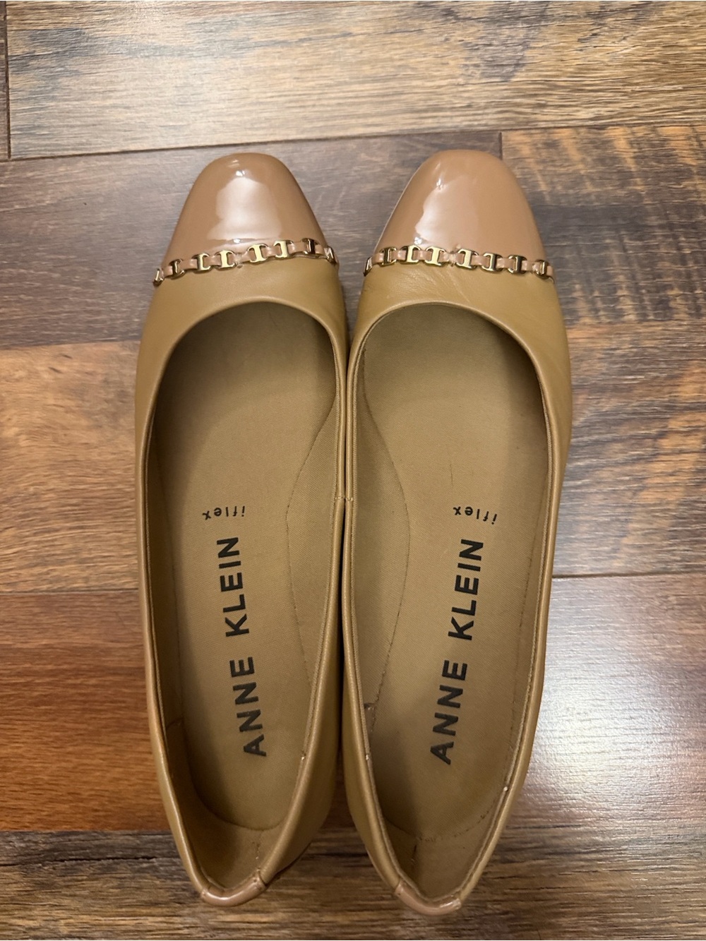 Anne Klein Two-Tone Tan & Patent Toe Chain Ballet Flats